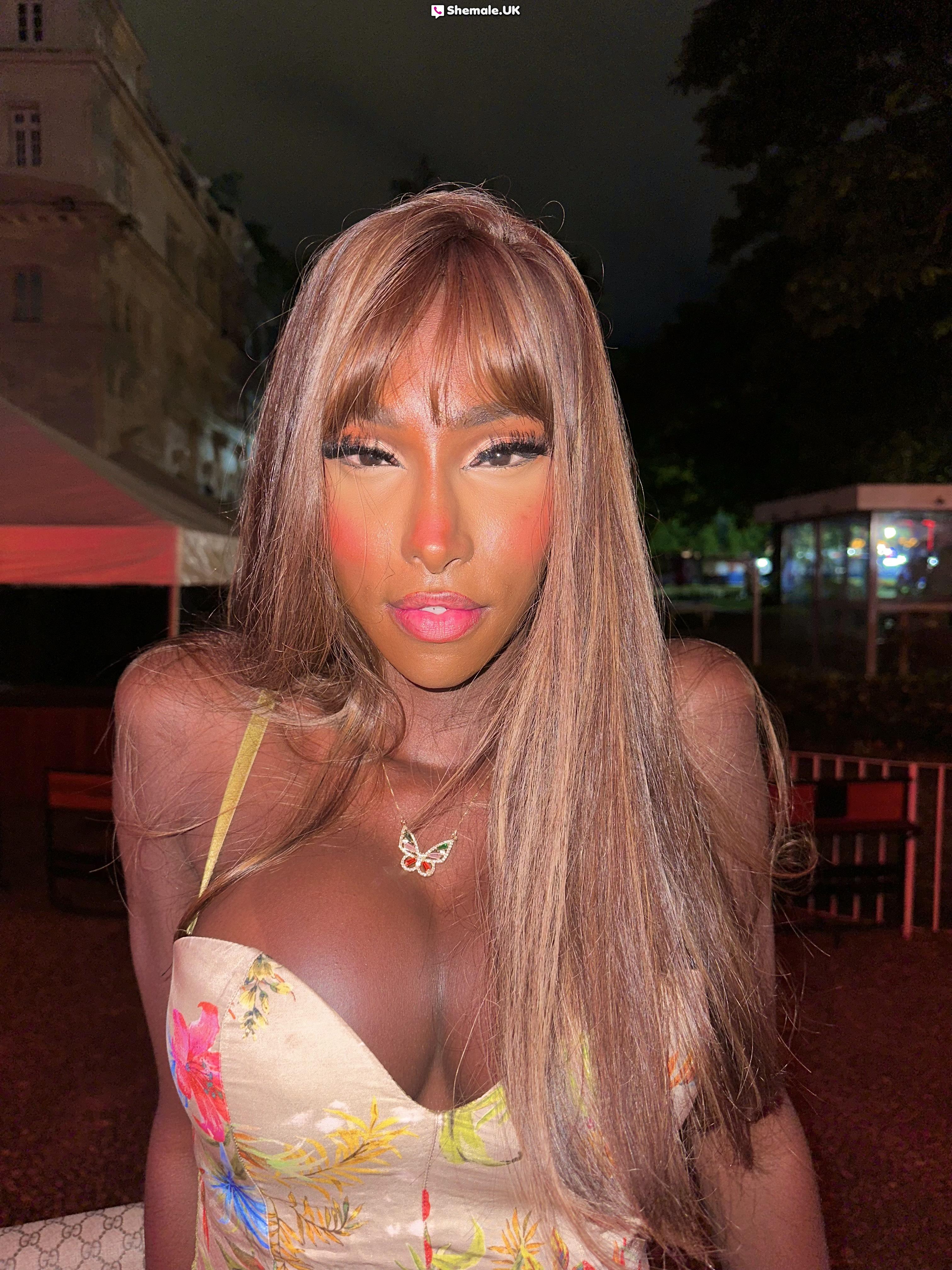 Victoria_Sex